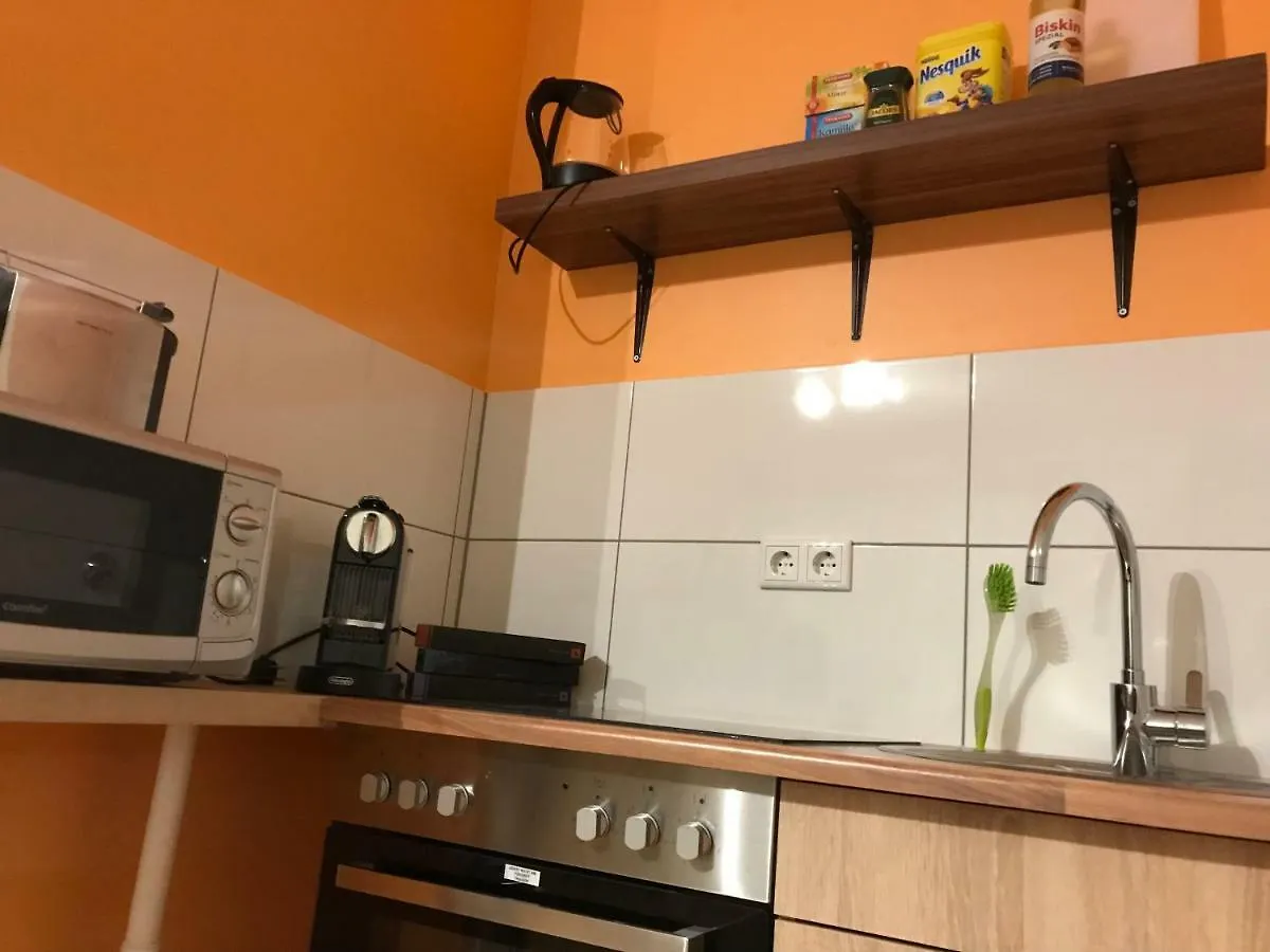 City Appartment Near Dusseldorf Mainstation!